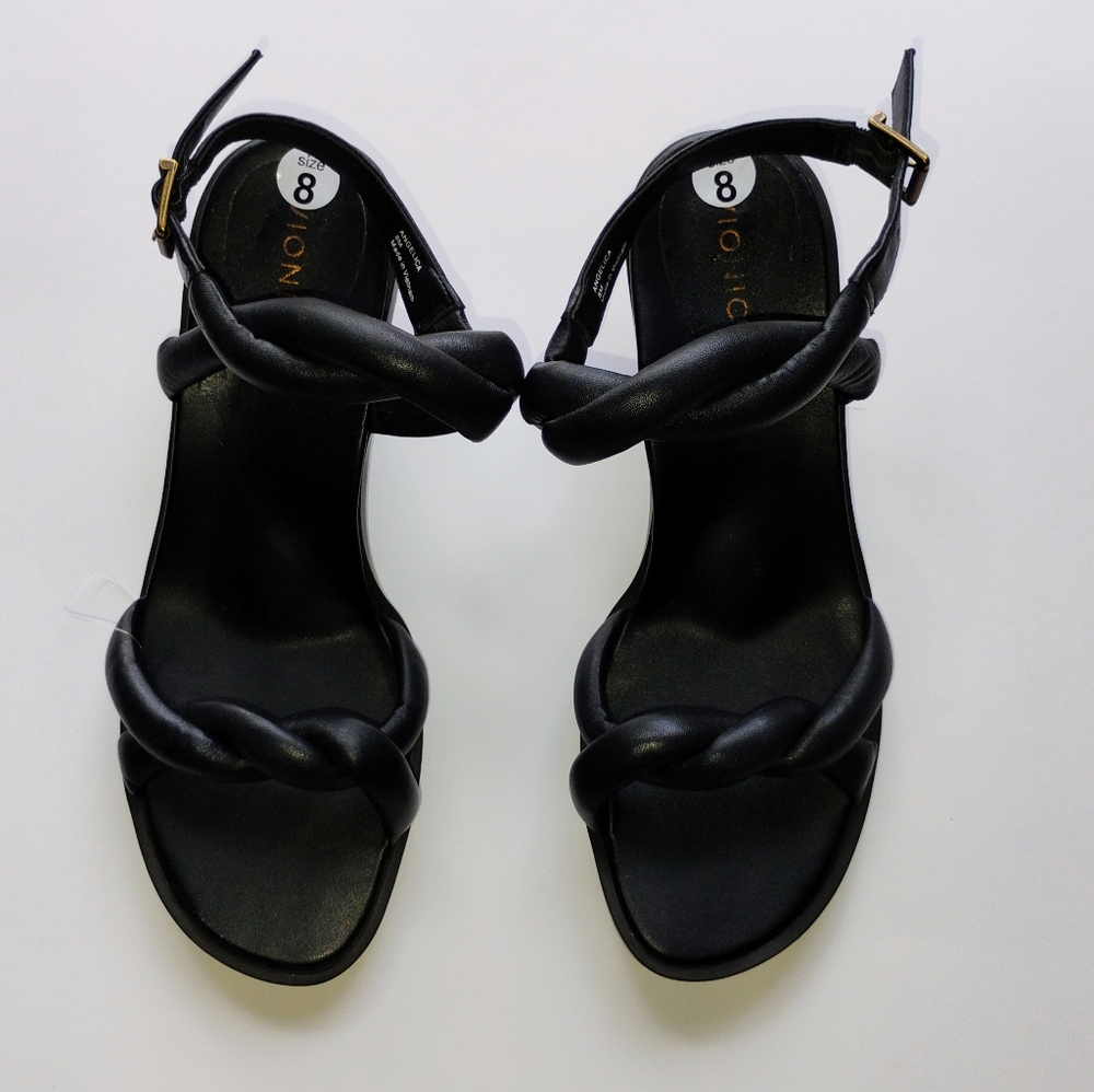 Vionic Black Women's Sandals
